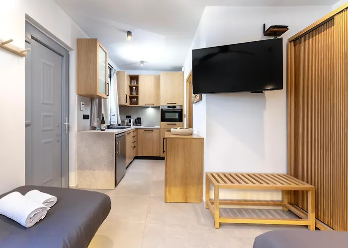 Vista Mare 100 Meters To *